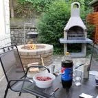 Aradi Vendégház Miskolc - Medence/kert