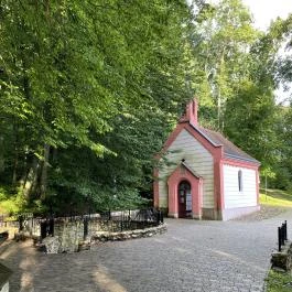 Borostyán-kút kápolna Bakonybél - Egyéb