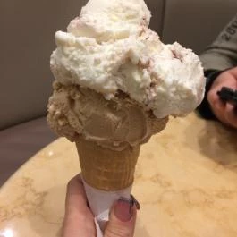 Gelato e Caffé - Árkád Győr - Étel/ital