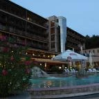 Silvanus Wellness & Konferencia Hotel Visegrád - Medence/kert