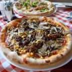 Lávakövi Pizzéria Siófok - Étel/ital