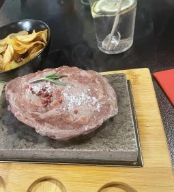 Marha Jó Steak Bar