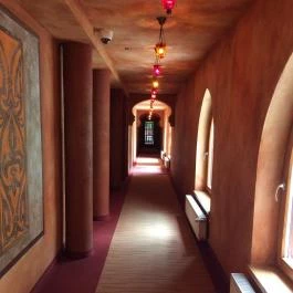 Mesés Shiraz Hotel Egerszalók - Belső