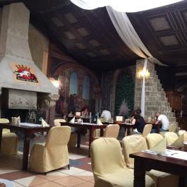 Habsburg Étterem Bikal - Belső