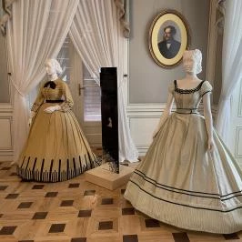 Sándor-Metternich-kastély, Bajna - Egyéb