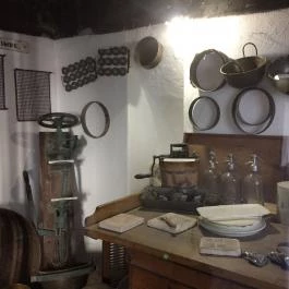 Százéves Cukrászda Gyula - Belső