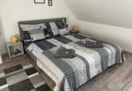 Telihold Apartman Velence