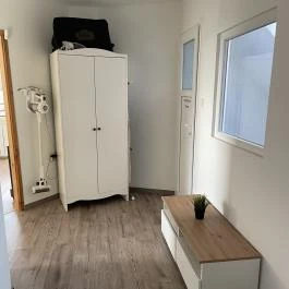 Telihold Apartman , Velence - Egyéb