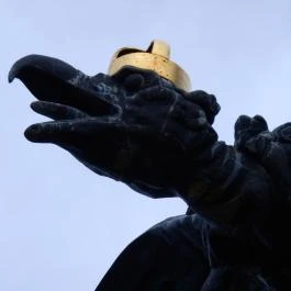 Turul Emlékmű, Tatabánya - Egyéb