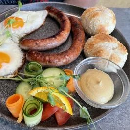 Vekker Cafe Tata - Étel/ital