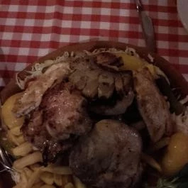 Peppino Pizzéria & Étterem, Eger - Étel/ital