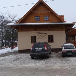 Malomkert Hotel étterme Nagybörzsöny - Külső kép