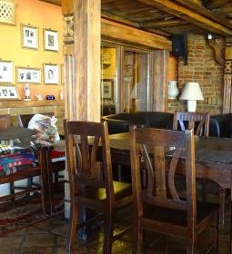 Udvarház Vendéglő