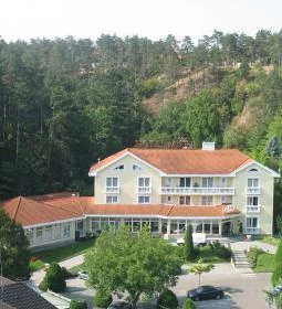 Villa Medici Hotel & Restaurant