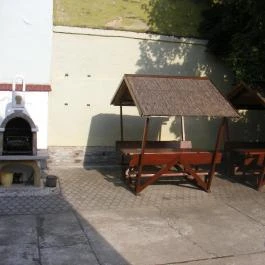 Arika Vendégház, Gyula - Medence/kert