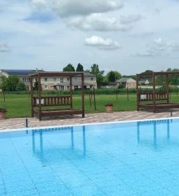 Bábolnai Strand és Termálfürdő