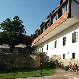 István Király Szálloda Pécsvárad - Külső kép