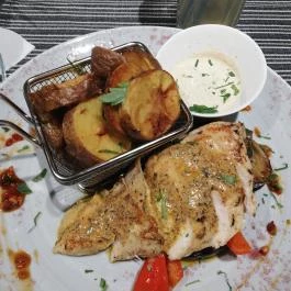 Csokonai Söröző & Étterem, Debrecen - Étel/ital