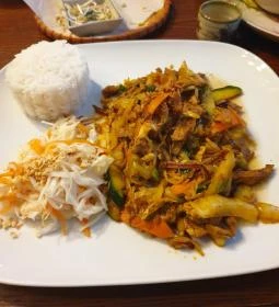 Hanoi Xua Autentikus Vietnámi Étterem