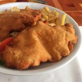 Tóparti Halászcsárda Tata - Étel/ital