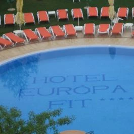 Hotel Európa Fit Hévíz - Medence/kert