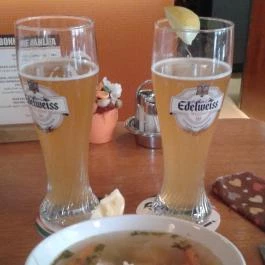 Bonnie Restro, Budapest - Étel/ital