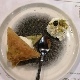 Byblos Budapest Budapest - Étel/ital