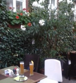 Fehér Rózsa Fogadó étterme