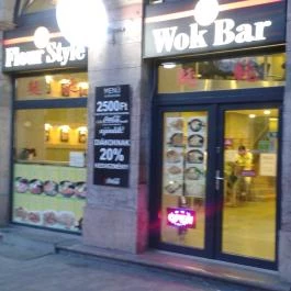 Flour Style Wok Bar, Budapest - Külső kép