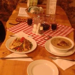 Gyógygödör Borozó, Sopron - Étel/ital