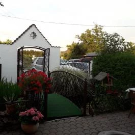 János Pince Étterem, Balatonberény - Külső kép