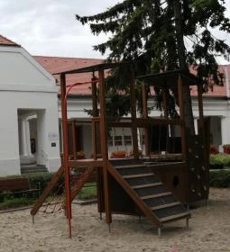 János Vitéz Látogatóközpont