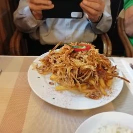 Négy Muskétás Étterem-Söröző Budapest - Étel/ital