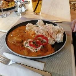 Négy Muskétás Étterem-Söröző Budapest - Étel/ital