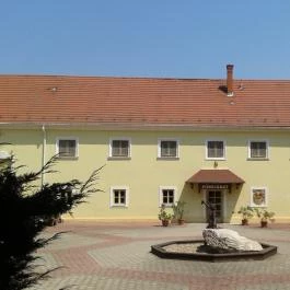 Puchner Kastélyszálló, Bikal - Külső kép