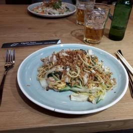 Quán Nón Luxury Budapest - Étel/ital