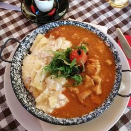 Rostélyos Étterem, Budapest - Étel/ital