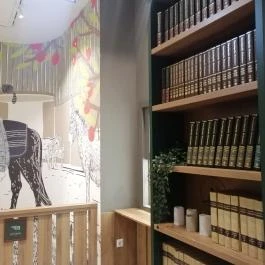 Scruton V.P. Budapest - Belső