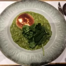 Scruton V.P. Budapest - Étel/ital