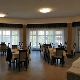 Termál Hotel Pávai, Berekfürdő - Vendéglátás