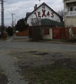 Texas Étterem & Pizzéria
