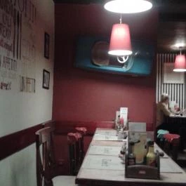 Tonett Pub Étterem & Pizzéria Budapest - Belső