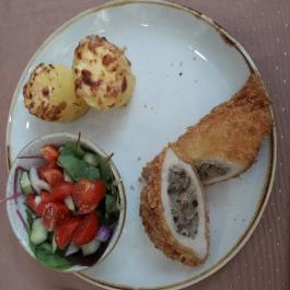 Zila Kávéház, Étterem & Cukrászda Budapest - Étel/ital