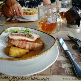 Zila Kávéház, Étterem & Cukrászda Budapest - Étel/ital