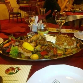 Fortuna Szálloda & Étteremhajó, Budapest - Vendéglátás