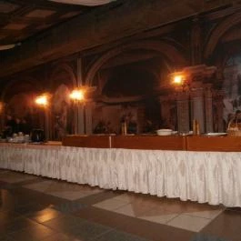 Puchner Kastélyszálló, Bikal - Vendéglátás