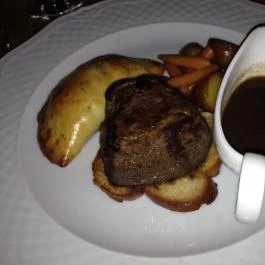 Katlan Tóni Vendéglője A Malomhoz, Veresegyház - Étel/ital