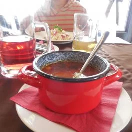 Hollóköves Kávézó & Bisztró, Hollókő - Étel/ital