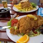 Öreg Favágó Kocsmája Tarján - Belső