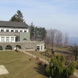 Grandhotel Galya, Galyatető - Medence/kert